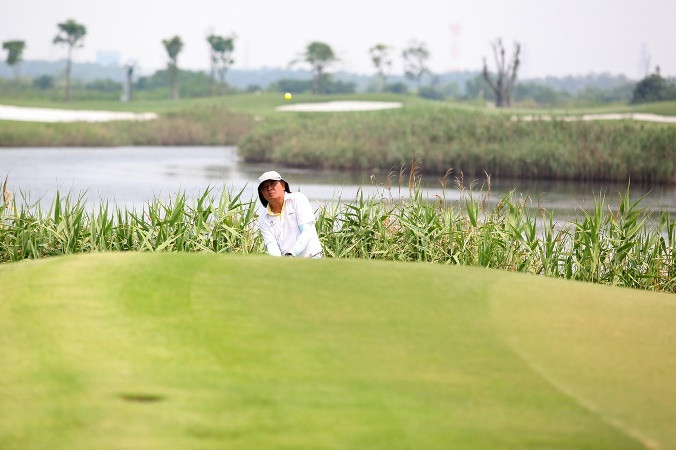 Các sân golf mang thương hiệu Vinpearl đều được đánh giá cao bởi ưu thế nổi bật về địa hình, sự hài hòa của thiết kế với cảnh quan thiên nhiên tuyệt mỹ cùng dịch vụ quản lý cao cấp. 