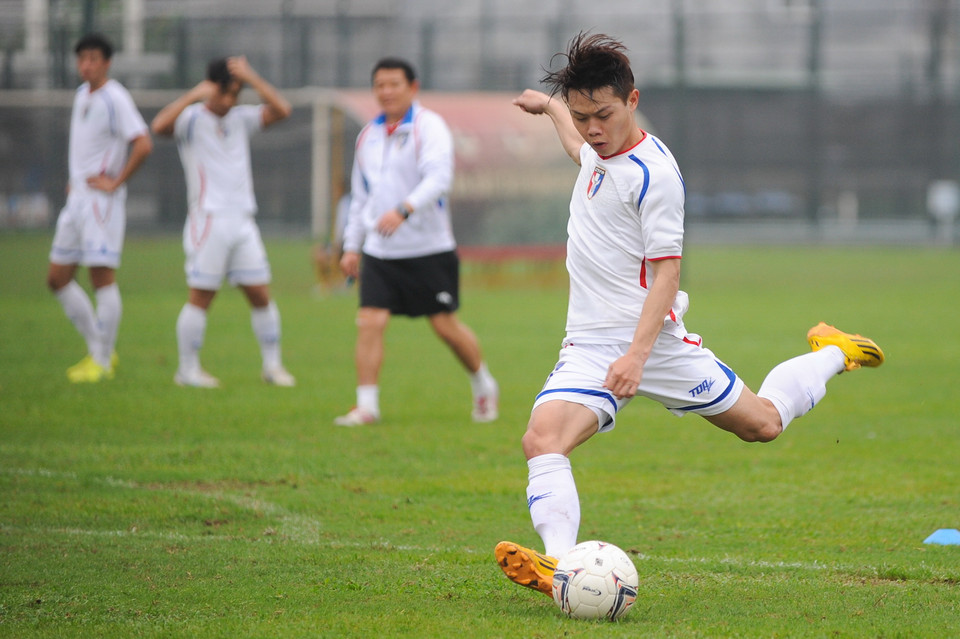 Dứt điểm là nội dung được Đài Loan đặc biệt quan tâm trong buổi tập hôm qua của đội bóng. (Ảnh: Đỗ Đen/Vietnam+)