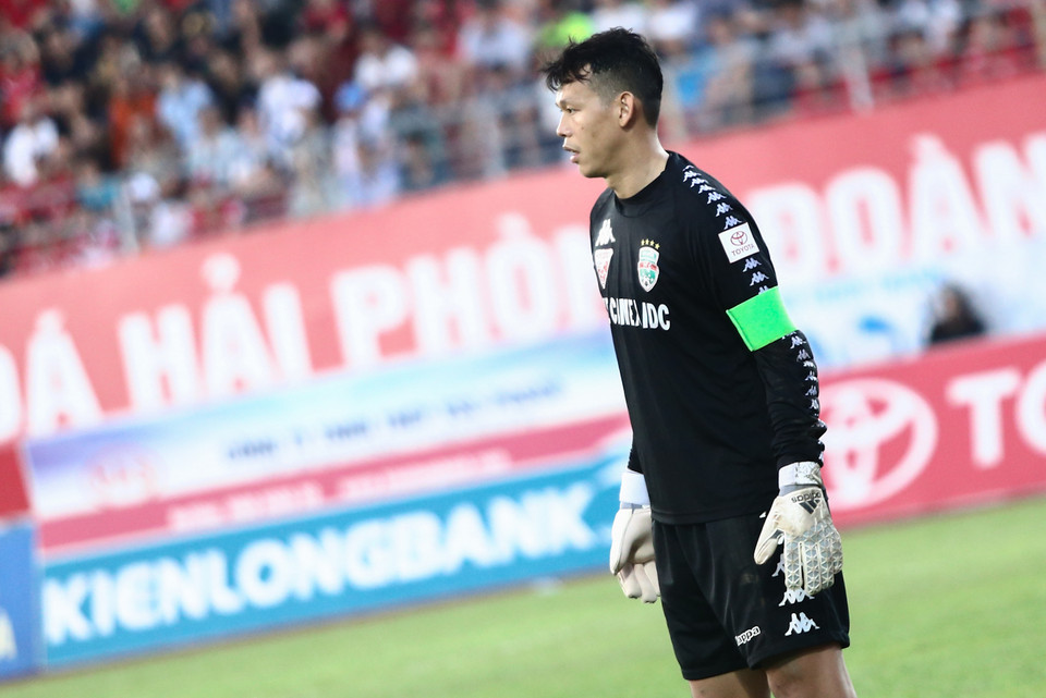 Nhưng từng ấy vẫn là quá ít trong một ngày hàng thủ Bình Dương dưới sự chỉ huy của đội trưởng Tấn Trường đã chơi tốt. (Ảnh: Minh Chiến/Vietnam+)