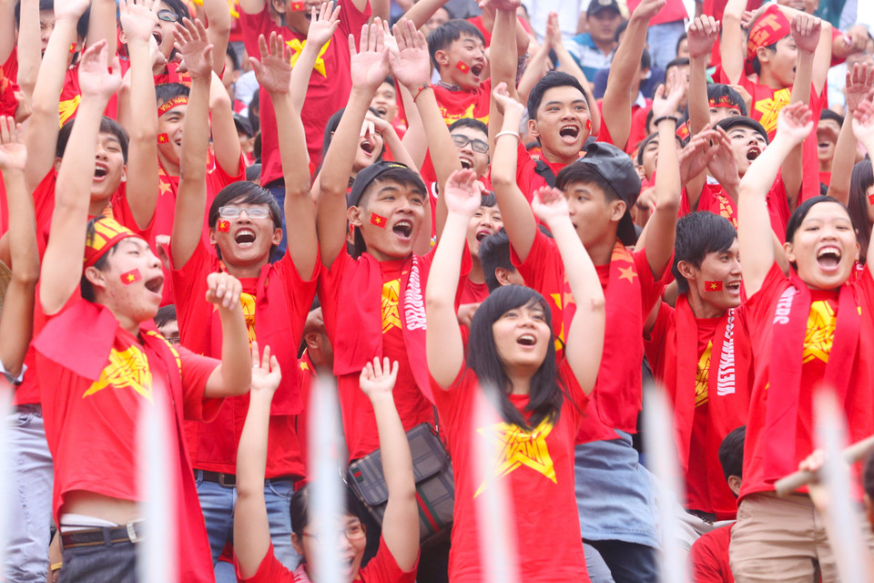 Đội chủ nhà tiếp tục dồn lên tấn công trong những phút kế tiếp. (Ảnh: Minh Chiến/Vietnam+)