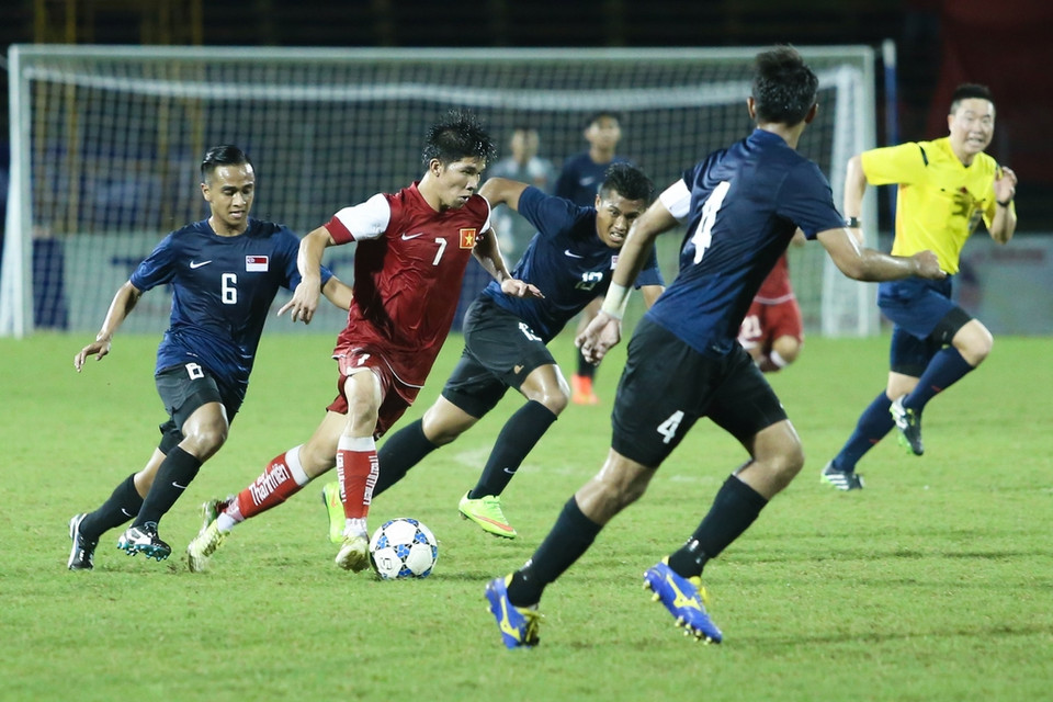 Kể từ lúc này, thế trận hoàn toàn thuộc về phía chủ nhà. (Ảnh: Minh Chiến/Vietnam+)