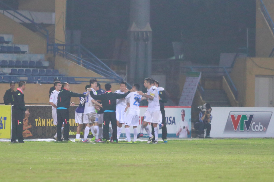 Đội bóng thủ đô có được bàn gỡ nhờ cú volley tuyệt đẹp chỉ sau ít phút được thay vào sân. (Ảnh: Tá Hiển/Vietnam+)