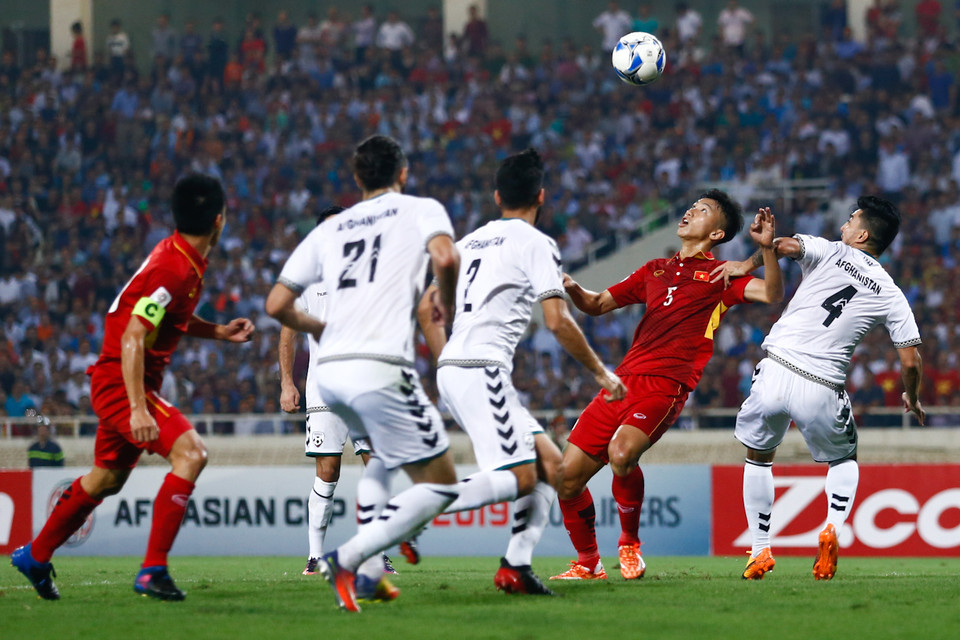 Đội tuyển Việt Nam bước vào trận gặp Afghanistan trên sân Mỹ Đình mà không gặp nhiều áp lực, bởi chì cần hòa là giành vé tới Asian Cup. (Ảnh: Minh Chiến/Vietnam+)