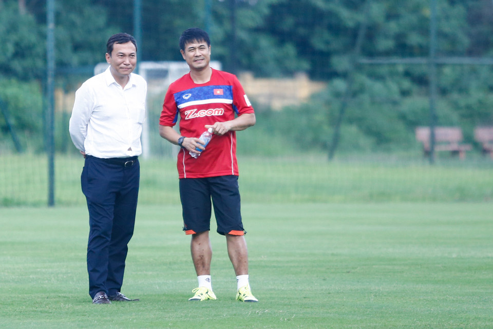 Tương lai của huấn luyện viên Hữu Thắng sẽ chỉ rõ ràng sau SEA Games 2017 diễn ra vào tháng Tám. (Ảnh: Minh Chiến/Vietnam+)