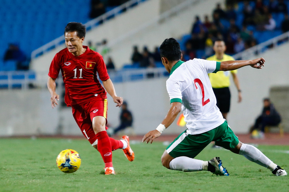 Thế trận chỉ thực sự nghiêng về phía Việt Nam khi Quả bóng Vàng Thành Lương được tung vào sân ở phút 68. (Ảnh: Minh Chiến/Vietnam+)