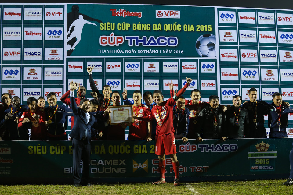 Bình Dương đăng quang lần thứ tư trong lịch sử Siêu Cúp. (Ảnh: Minh Chiến/Vietnam+)