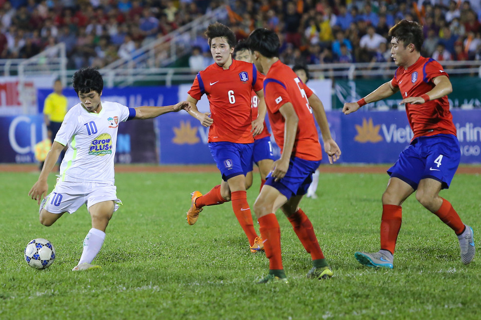 Đến trận chung kết, Công Phượng tiếp tục thể hiện phong độ tuyệt vời trước U19 Hàn Quốc. (Ảnh: Minh Chiến/Vietnam+)