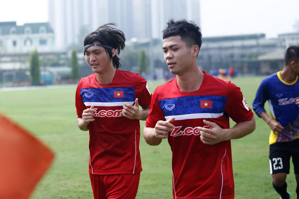 Tuấn Anh trở lại sau chấn thương nhưng Xuân Trường lại vắng mặt. Bộ ba bạn thân Trường, Phượng, Tuấn Anh chưa thể góp mặt đầy đủ. (Ảnh: Tá Hiển/Vietnam+)