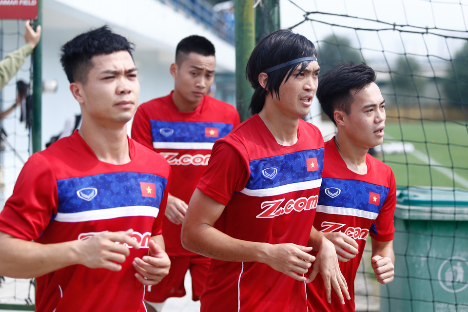 Công Phượng, Tuấn Anh là hai cầu thủ đáng chú ý nhất trong 11 cái tên của Hoàng Anh Gia Lai được huấn luyện viên Nguyễn Hữu Thắng gọi tên lên tuyển. (Ảnh: Tá Hiển/Vietnam+)