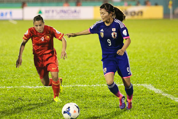 Nhưng họ phải chờ tới phút 44 mới có bàn mở tỷ số nhờ công của Nahomi Kawasumi. (Ảnh: Minh Chiến/Vietnam+)