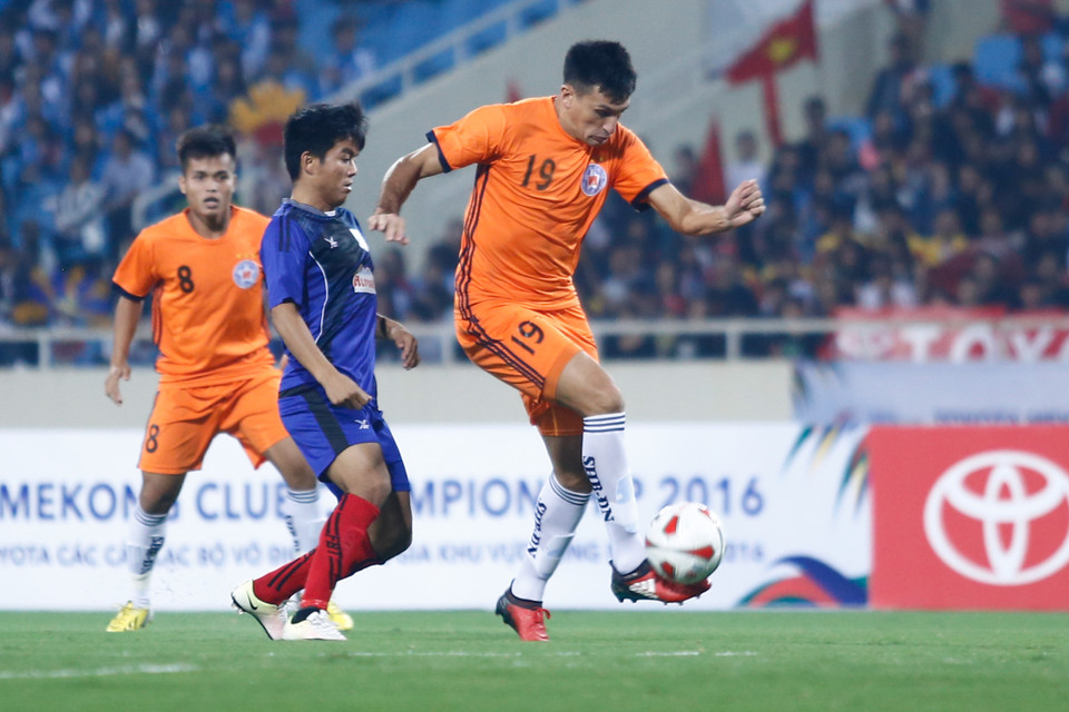 Merlo vẫn là mũi tấn công chủ lực của Đà Nẵng. Vua phá lưới V-League chơi tốt và thể hiện đúng với sự kỳ vọng. (Ảnh: Minh Chiến/Vietnam+)