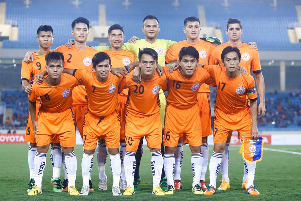 Sau khi chia tay nhiều công thần trong mùa chuyển nhượng trước giải, đội bóng Việt Nam vào trận với hai ngoại binh và dàn cầu thủ trẻ trung. (Ảnh: Minh Chiến/Vietnam+)