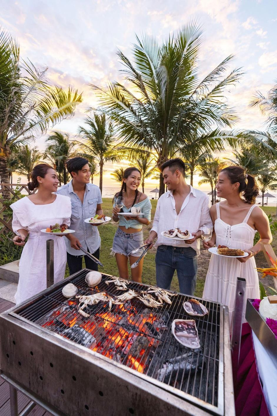 Bữa BBQ ngoài trời mà ai cũng mơ! (Ảnh: CTV)