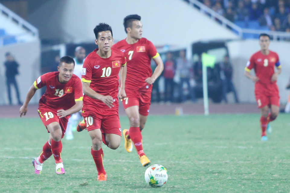 Văn Quyết vẫn là đầu tàu trong lối chơi tấn công của đội tuyển. Anh đang trên đường trở thành ngôi sao số một của tuyển Việt Nam. (Ảnh: Minh Chiến/Vietnam+)