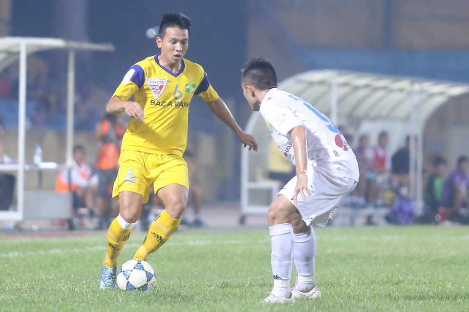 Những nỗ lực sau đấy của Sông Lam Nghệ An không thể giúp họ có bàn thắng. (Ảnh: Minh Chiến/Vietnam+)