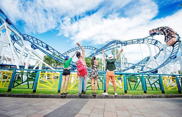 Alpine Coaster (đường trượt núi), Đu quay dây văng, Tàu lượn siêu tốc,... luôn nằm trong “top list” những trò chơi được các tín đồ ưa mạo hiểm săn đón. (Ảnh: CTV)