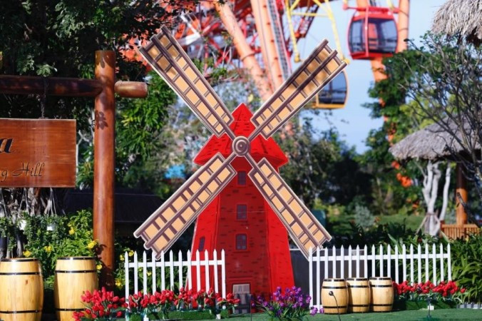 Cối xay gió không thể không nhắc đến khi nói về “thiên đường Hà Lan”. (Ảnh: CTV)