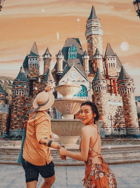 Những tòa lâu đài nguy nga đậm màu cổ tích tại Vinpearl Land Nha Trang. (Ảnh: CTV)