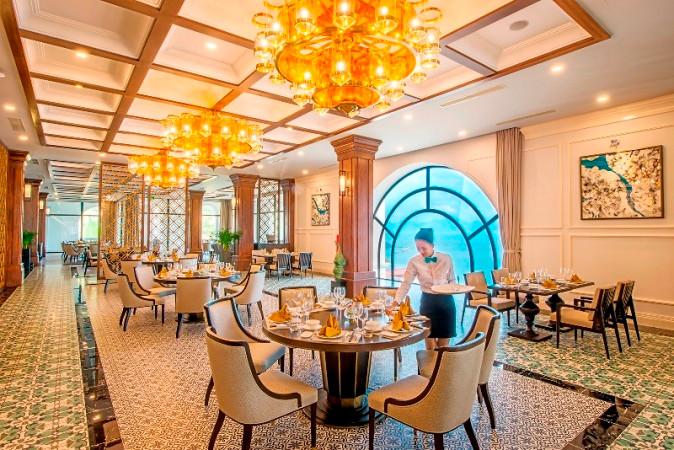 Không gian ẩm thực Việt Nam và quốc tế tại Nhà hàng Ozone. (Nguồn: Vingroup)