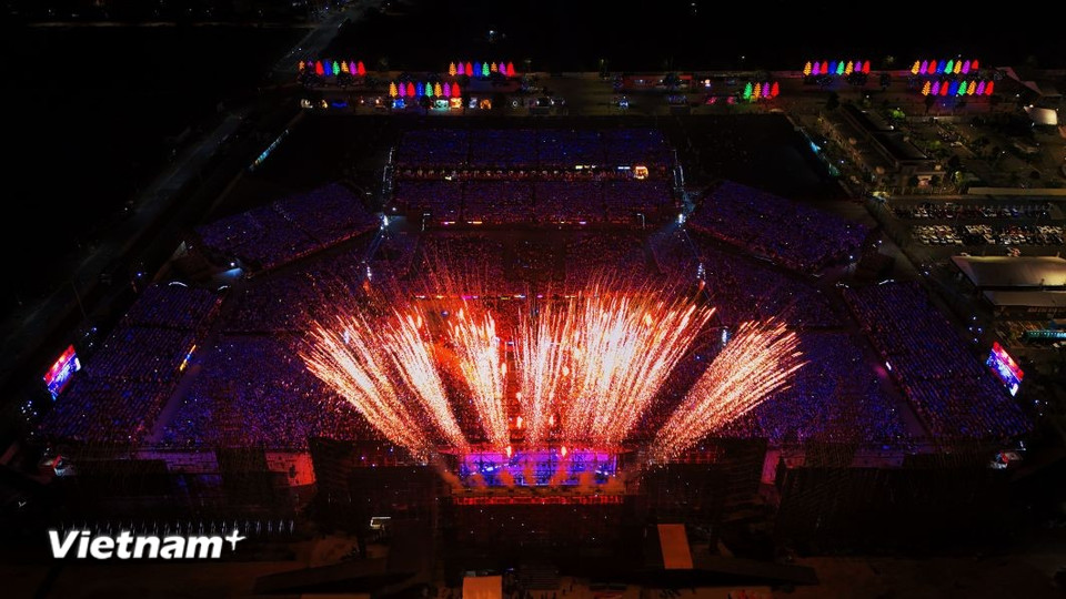 Y Concert quy tụ 90.000 khán giả, là một thành công nổi bật của nền công nghiệp văn hóa Việt Nam trong năm 2025. (Ảnh: CTV/Vietnam+)