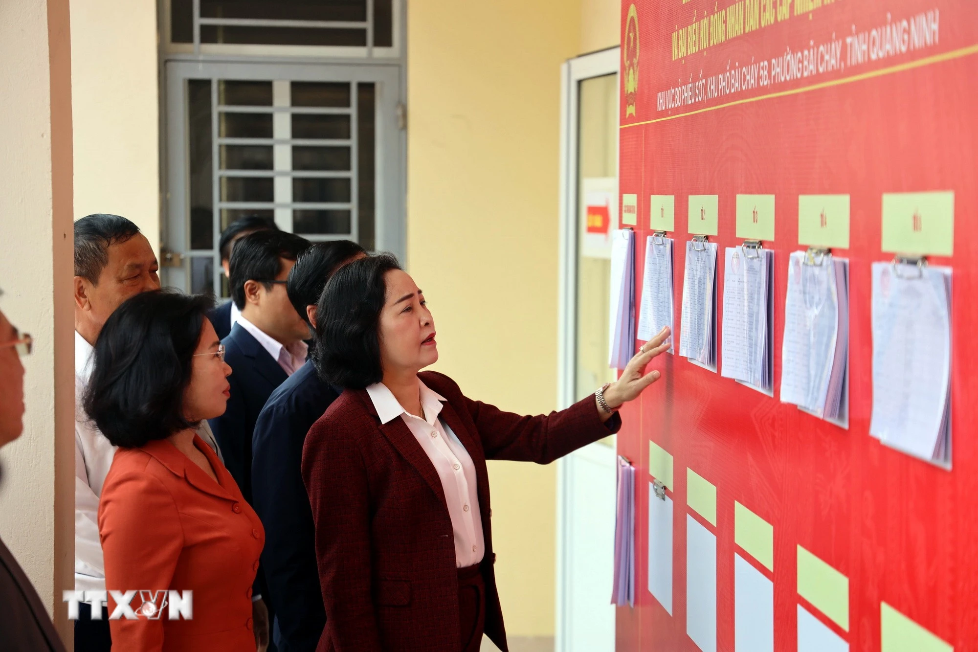 Hội đồng Bầu cử Quốc gia kiểm tra, giám sát công tác bầu cử tại Quảng Ninh