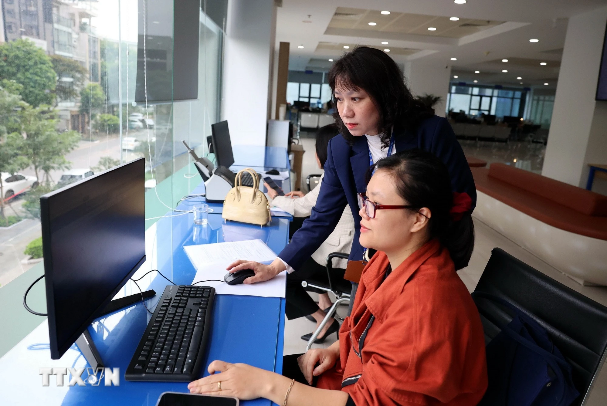 Người dân Thủ đô sắp được xử lý 95% thủ tục hành chính tại nhà