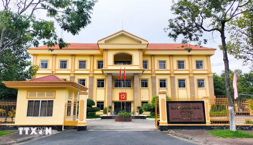 Cơ sở nhà đất, trụ sở làm việc dôi dư sau sáp nhập. (Ảnh: Tuấn Phi/TTXVN