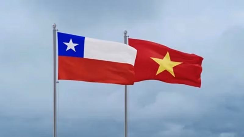 Quốc kỳ Việt Nam và quốc kỳ Chile.