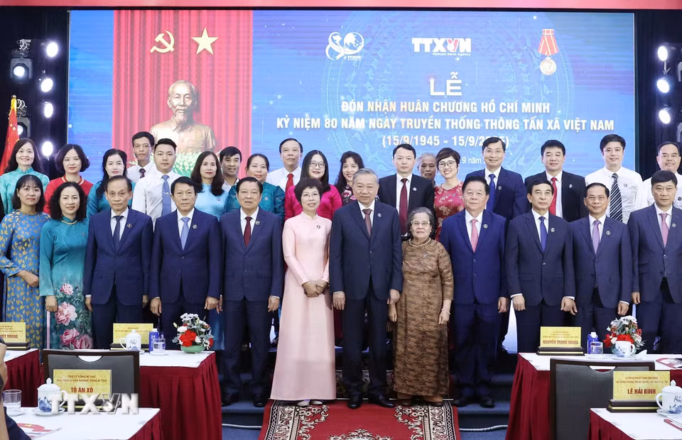 Tổng Bí thư Tô Lâm và các đại biểu. (Ảnh: Thống Nhất/TTXVN)