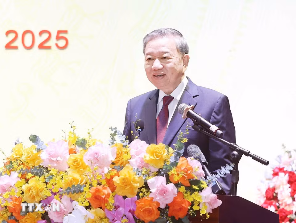 Tổng Bí thư Tô Lâm phát biểu chỉ đạo Đại hội đại biểu Đảng bộ xã Nghĩa Trụ lần thứ nhất. (Ảnh: Thống Nhất/TTXVN)
