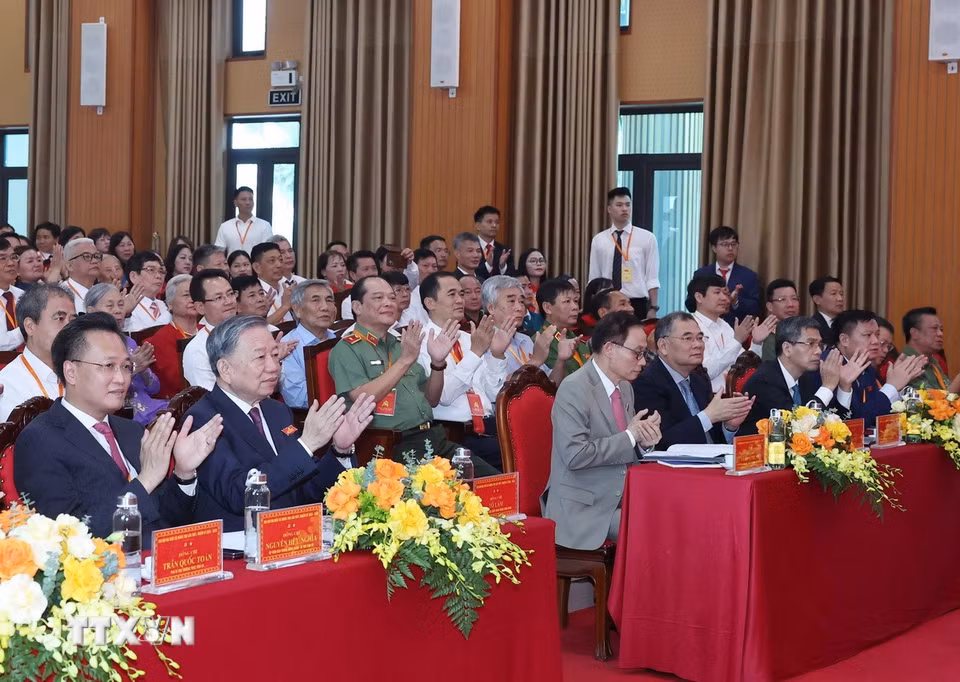 Tổng Bí thư Tô Lâm dự Đại hội đại biểu Đảng bộ xã Nghĩa Trụ lần thứ nhất. (Ảnh: Thống Nhất/TTXVN)