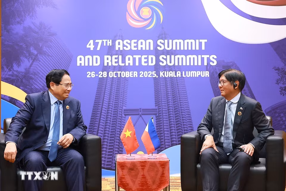 Thủ tướng Phạm Minh Chính gặp Tổng thống Philippines Ferdinand Romualdez Marcos Jr.. (Ảnh: Dương Giang/TTXVN)