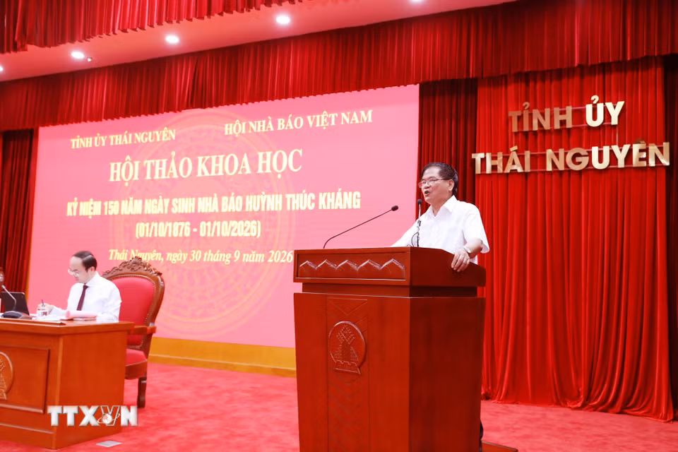 Hội thảo thu hút 12 bài tham luận từ các đại biểu. (Ảnh: Vũ Hoàng Giang/TTXVN)