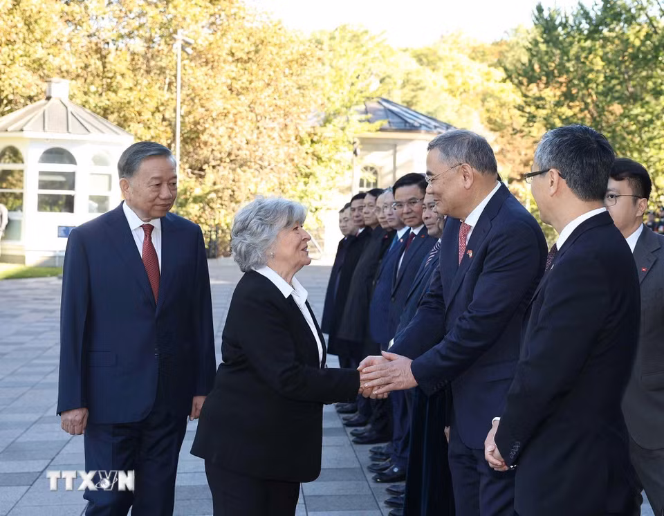 Lễ đón Tổng Bí thư, Chủ tịch nước Tô Lâm thăm cấp Nhà nước tới Canada- Ảnh 17. Lễ đón Tổng Bí thư, Chủ tịch nước Tô Lâm thăm cấp Nhà nước tới Canada- Ảnh 17.