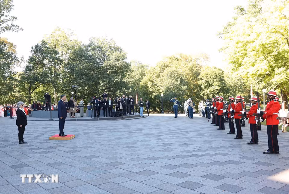 Lễ đón Tổng Bí thư, Chủ tịch nước Tô Lâm thăm cấp Nhà nước tới Canada- Ảnh 5. Lễ đón Tổng Bí thư, Chủ tịch nước Tô Lâm thăm cấp Nhà nước tới Canada- Ảnh 5.