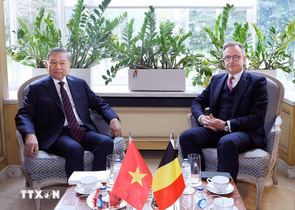 Tổng Bí thư, Chủ tịch nước Tô Lâm gặp hẹp Thủ tướng Bỉ Bart De Wever. (Ảnh: Thống Nhất/TTXVN)