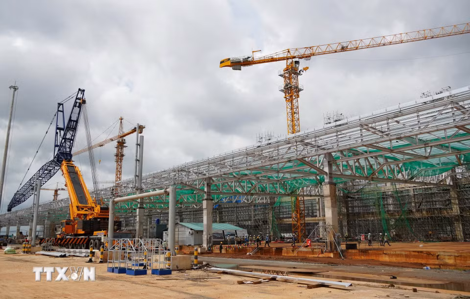 Nhà ga hàng hóa số 1 đang được xây dựng tại sân bay Long Thành. (Ảnh: Công Phong/TTXVN)