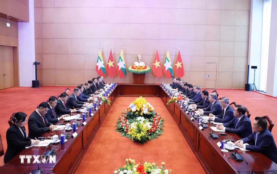 Tổng Bí thư, Chủ tịch nước Tô Lâm và Tổng thống Myanmar Min Aung Hlaing hội đàm. (Ảnh: Phạm Kiên/TTXVN)