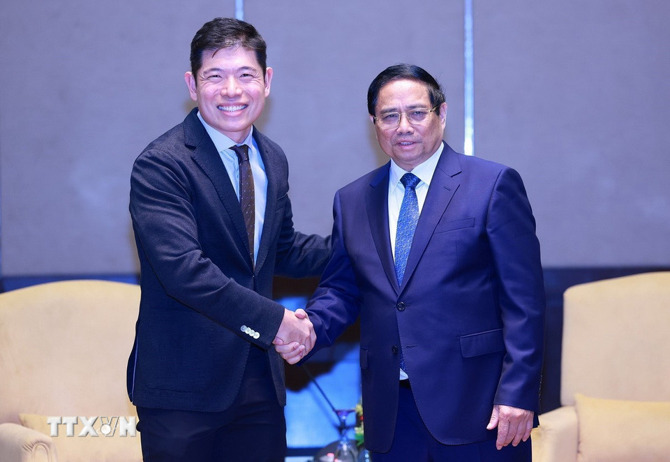 Thủ tướng Phạm Minh Chính tiếp Giám đốc Điều hành và Đồng sáng lập Tập đoàn Grab Anthony Tan. (Ảnh: Dương Giang/TTXVN)