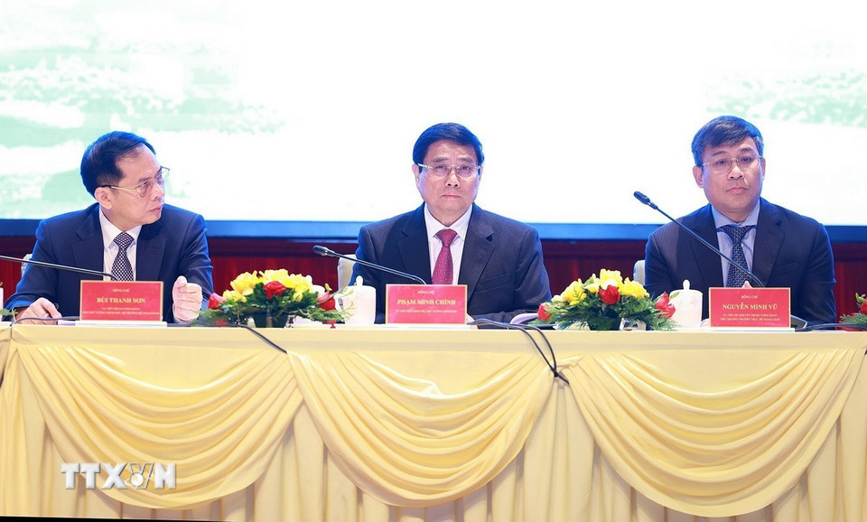 Thủ tướng Phạm Minh Chính và lãnh đạo Bộ Ngoại giao chủ trì Hội nghị triển khai nhiệm vụ ngành ngoại giao năm 2025. (Ảnh: Dương Giang/TTXVN)