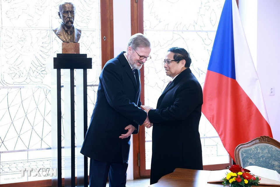 Thủ tướng Phạm Minh Chính hội đàm hẹp với Thủ tướng Cộng hòa Séc Petr Fiala. (Ảnh: Dương Giang/TTXVN)