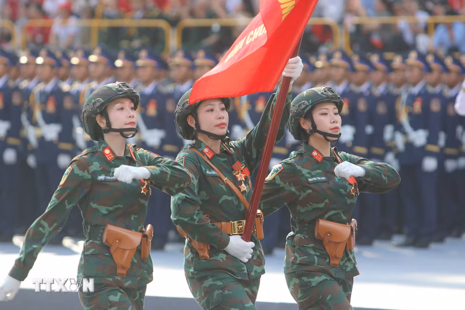 Các khối của Lực lượng Quân đội nhân dân Việt Nam tham gia Tổng duyệt. (Ảnh: Thanh Vũ/TTXVN)
