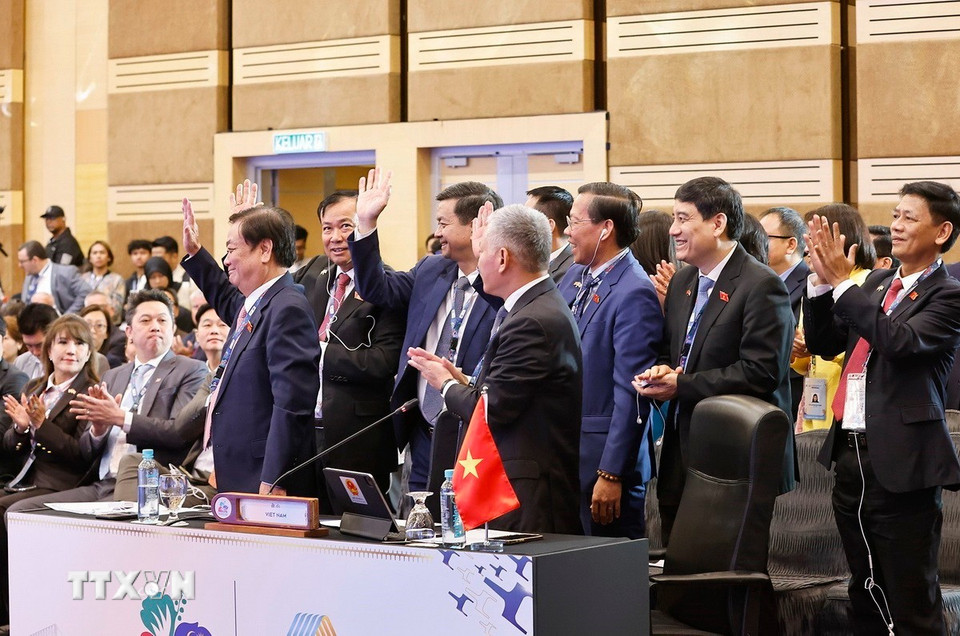 Đoàn Việt Nam dự Phiên toàn thể thứ nhất, Đại hội đồng liên Nghị viện các nước ASEAN lần thứ 46 (AIPA-46). (Ảnh: Doãn Tấn/TTXVN)