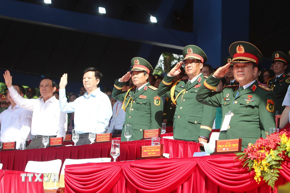 Các Lãnh đạo Đảng, Nhà nước dự Tổng duyệt. (Ảnh: Trung Tuyến/TTXVN)