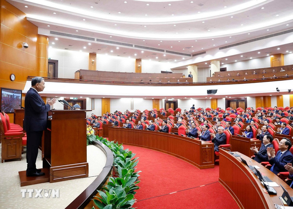 Tổng Bí thư Tô Lâm phát biểu bế mạc Hội nghị lần thứ 15 Ban Chấp hành Trung ương khóa XIII. (Ảnh: Thống Nhất/TTXVN)