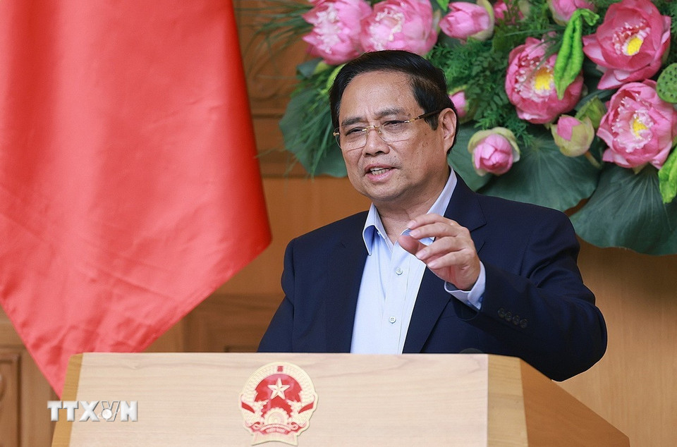 Thủ tướng Phạm Minh Chính chủ trì họp đánh giá sơ kết 1 tháng vận hành chính quyền địa phương hai cấp. (Ảnh: Dương Giang/TTXVN)