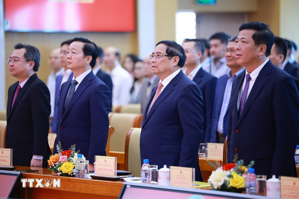 Thủ tướng Phạm Minh Chính dự Hội nghị Tổng kết công tác năm 2025 và triển khai nhiệm vụ năm 2026 của Bộ Xây dựng. (Ảnh: Dương Giang/TTXVN)