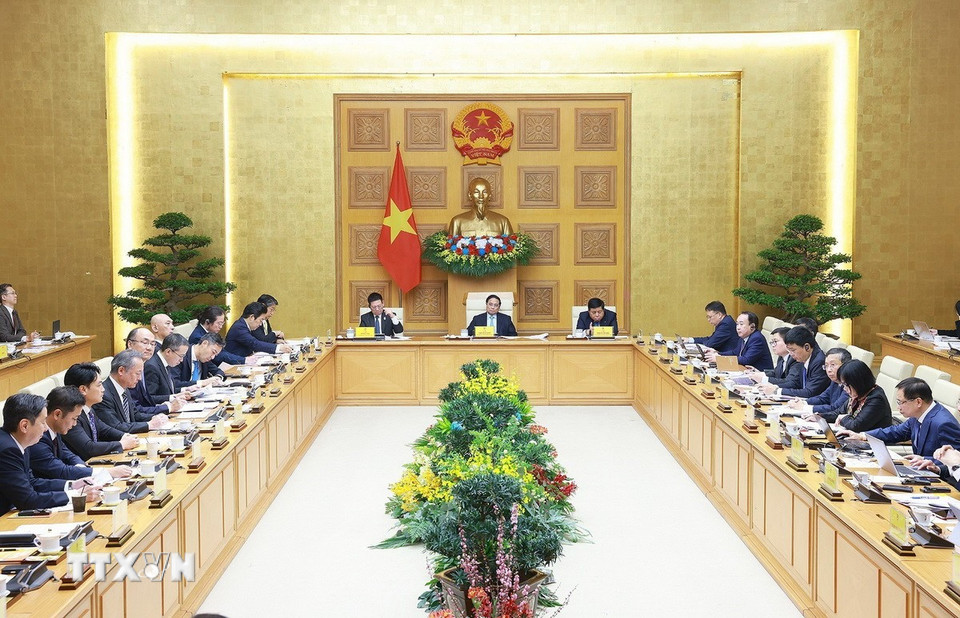 Thủ tướng Phạm Minh Chính và Phó Thủ tướng Hồ Đức Phớc, Phó Thủ tướng Nguyễn Chí Dũng chủ trì Tọa đàm với các doanh nghiệp Nhật Bản. (Ảnh: Dương Giang/TTXVN)