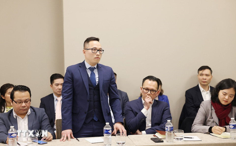 Đại diện Mạng lưới Đổi mới sáng tạo Việt Nam tại Hungary phát biểu. (Ảnh: Dương Giang/TTXVN)