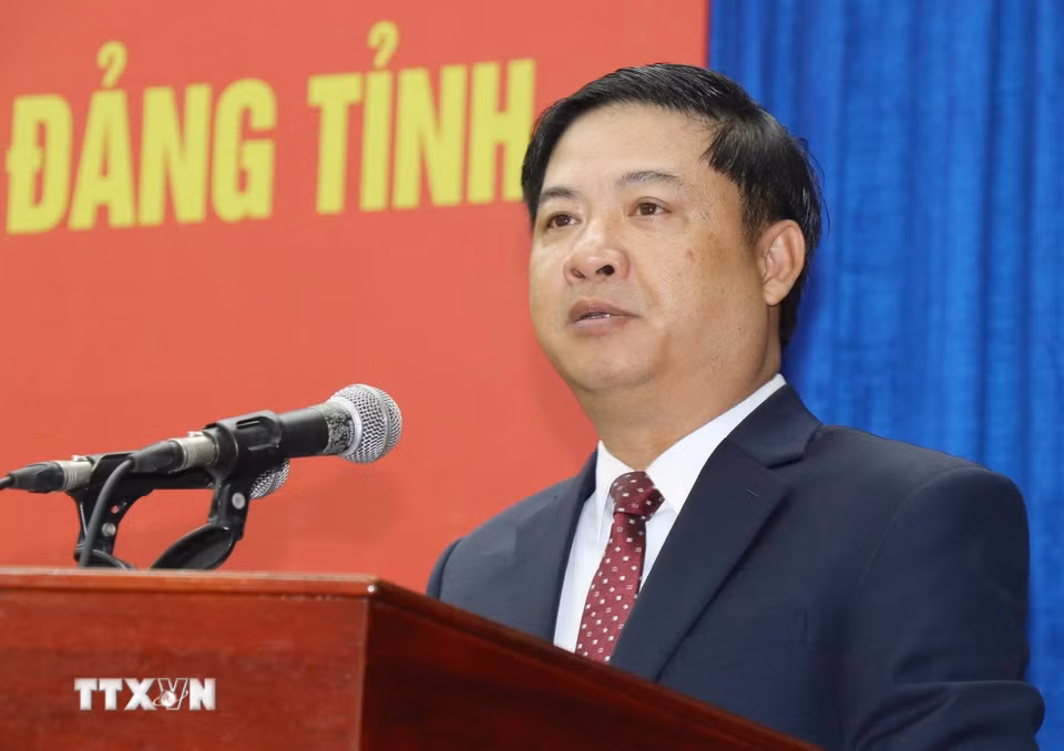 Ông Lương Nguyễn Minh Triết, Phó Bí thư Thành ủy Đà Nẵng (mới) nhiệm kỳ 2020-2025 giữ chức vụ Chủ tịch Ủy ban Nhân dân thành phố Đà Nẵng (mới) nhiệm kỳ 2021-2026. (Ảnh: Đoàn Hữu Trung/TTXVN)